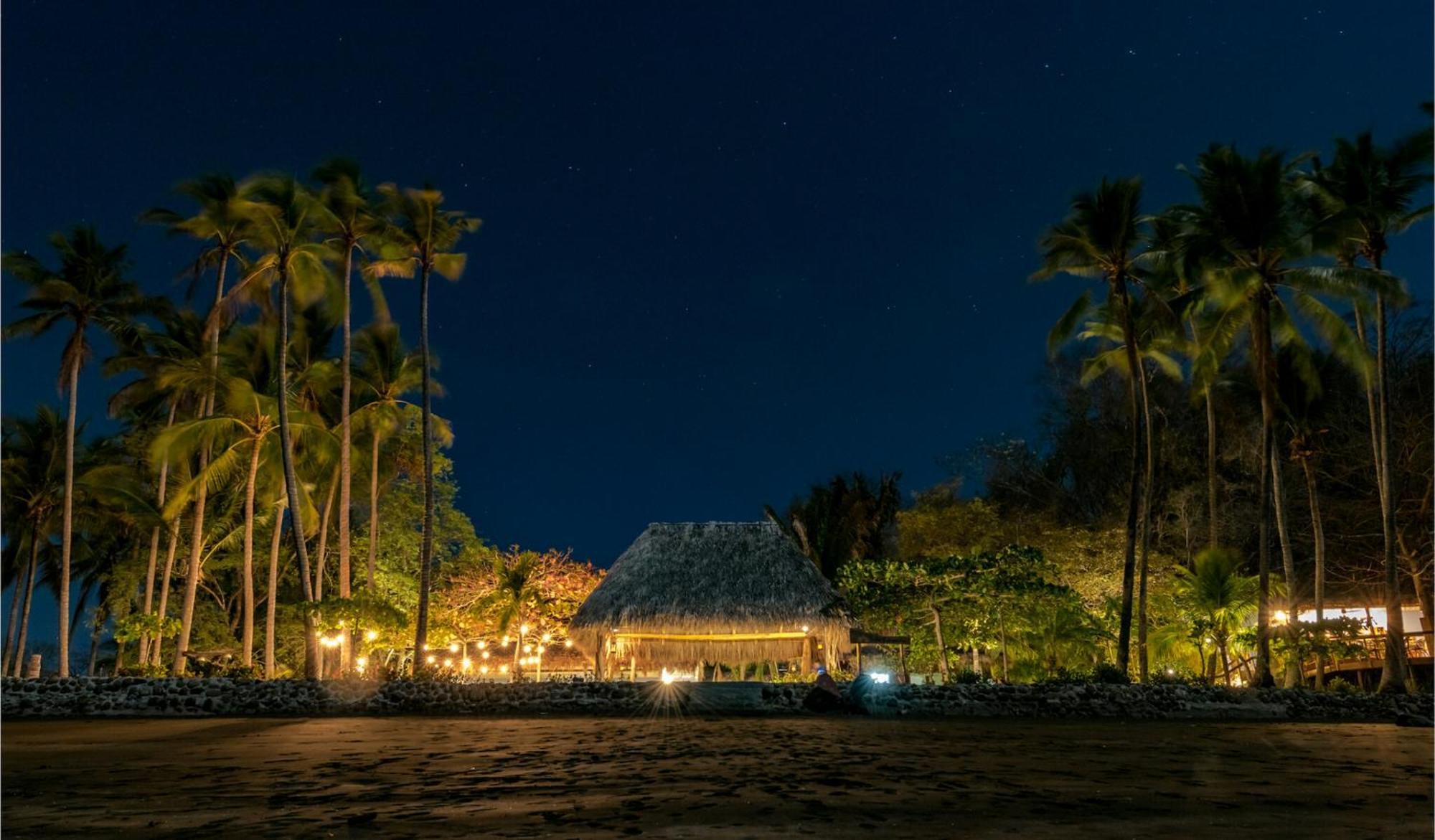 פקוארה Isla Chiquita Glamping Hotel מראה חיצוני תמונה