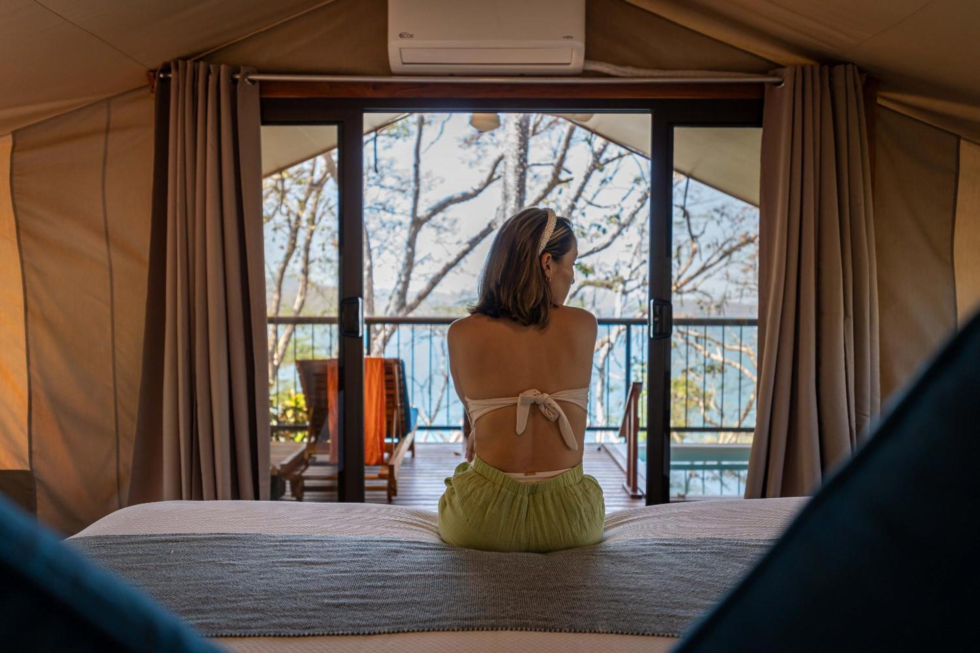 פקוארה Isla Chiquita Glamping Hotel מראה חיצוני תמונה